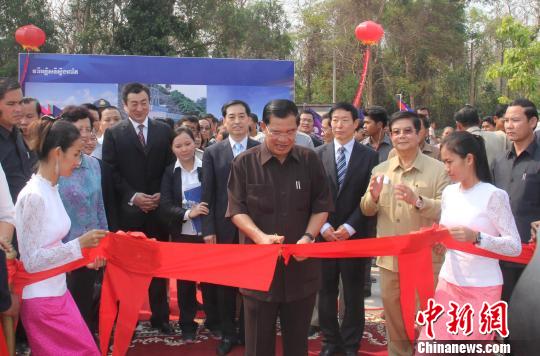 中國援建柬埔寨水電項目投產促進雙邊能源領域合作